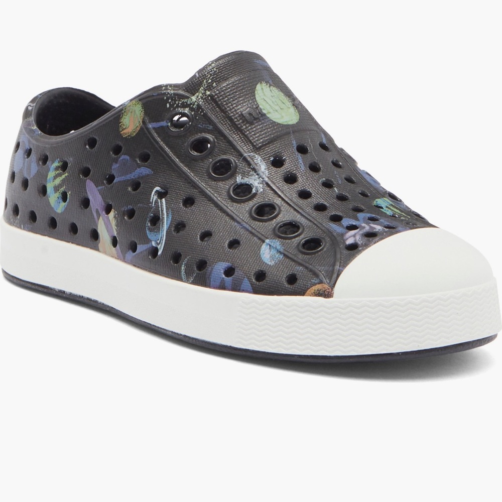 Native Shoes Planet Style Sneakers - NEW - Size 9